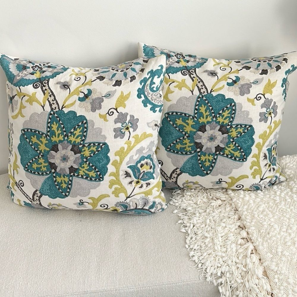 Frontgate Blue Feather, Floral Accent Throw Pillows (2) 16”x26